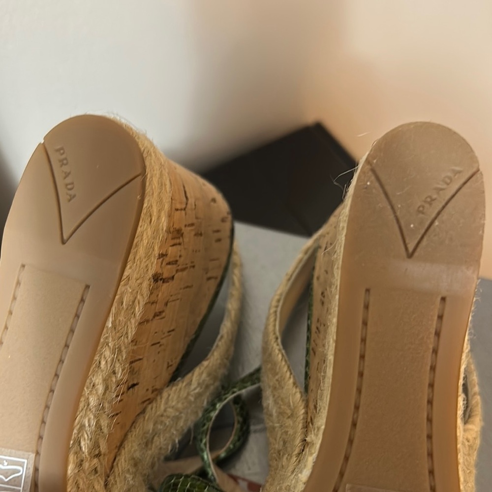 Prada Green Snakeskin Women's Sandals - Picture 4 of 7